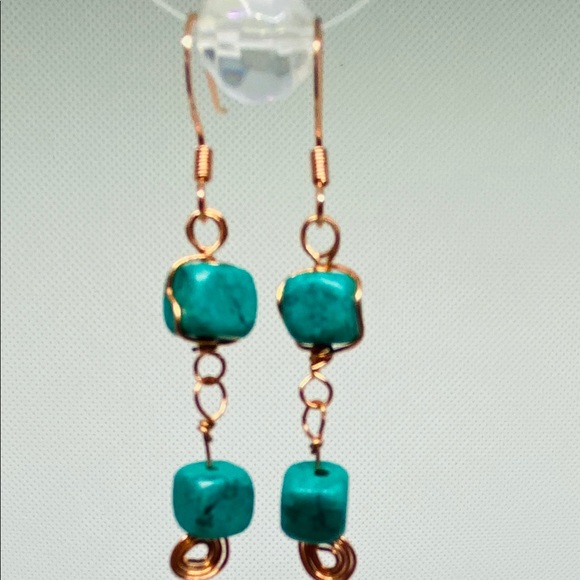 Handmade copper and turquoise earrings - Picture 2 of 2
